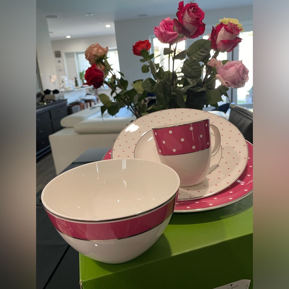 💗NIB💗KATE SPADE.New York SADIE STREET 4 Pc LENOX.Porcelain.2 set (price per set)